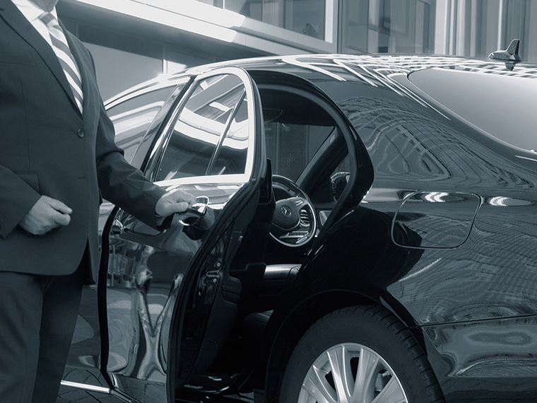 Professional Airport Shuttles service
