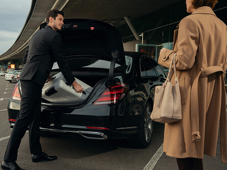 Comfortable airport transfer experience